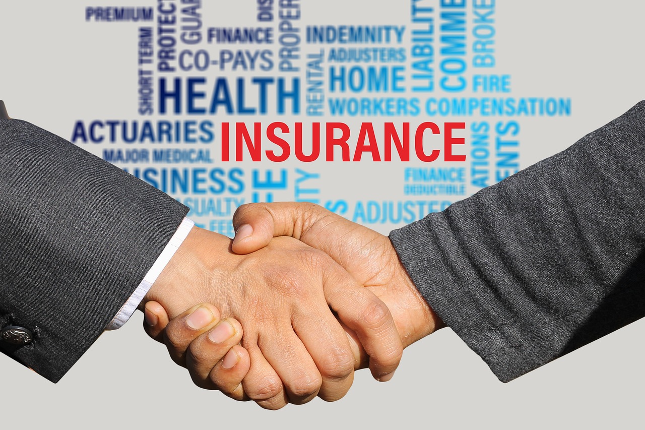 A Firm Handshake on Insurance: Reliable Coverage and Expert Advice