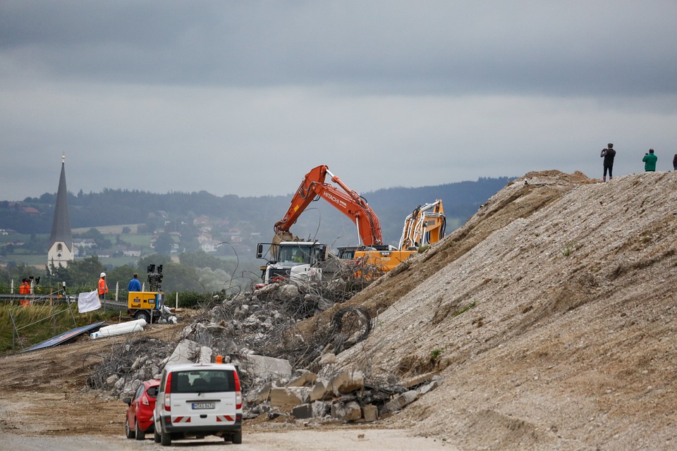 Soil pollution remediation by environmental contractors
