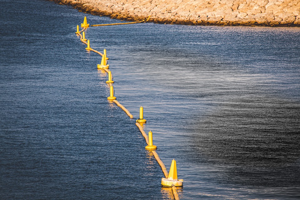 Oil spill containment