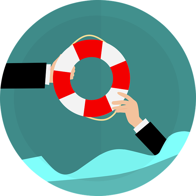 Insurance expert throws lifeline to marine business