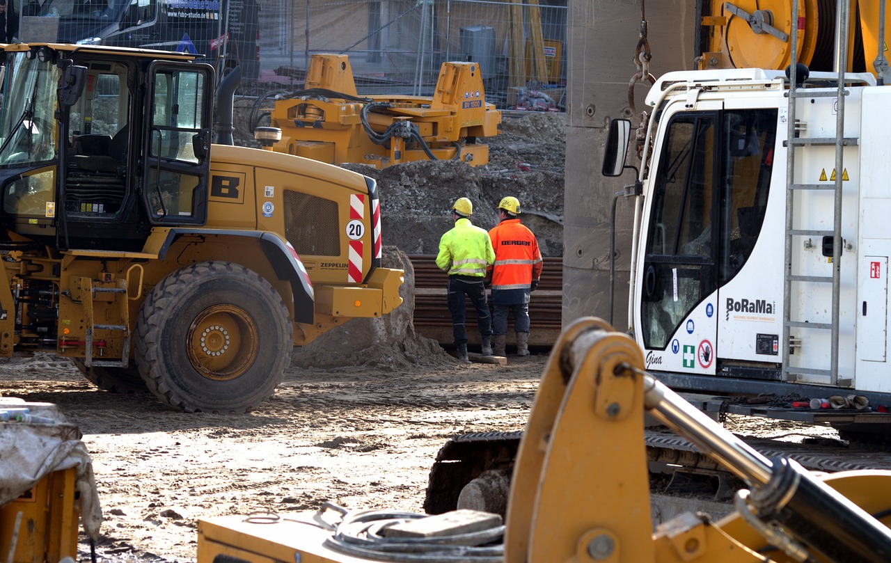 Commercial Construction Project: Heavy Machinery Deployed