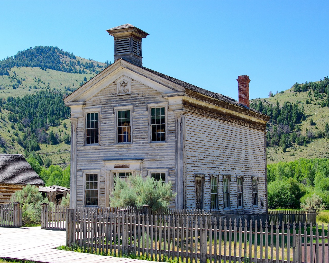 Landmark heritage building housing fraternal society