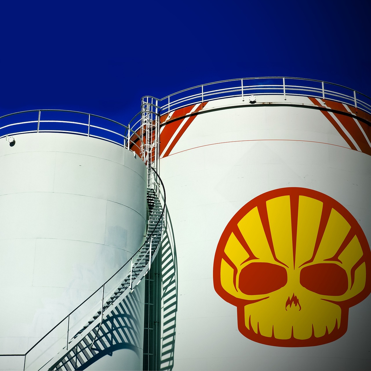 Oil & Gas Overhead Storage Tanks